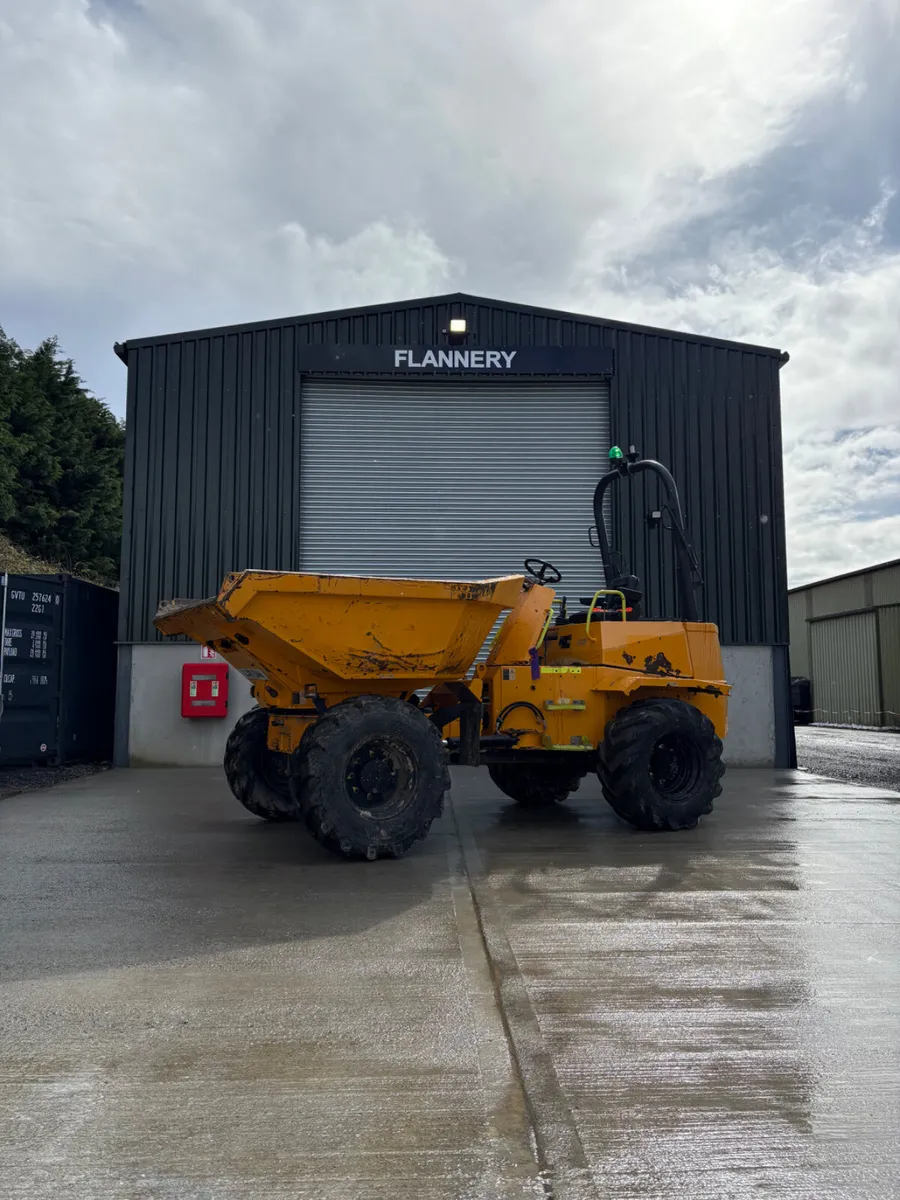 Thwaites 6T swivel dumper - Image 1