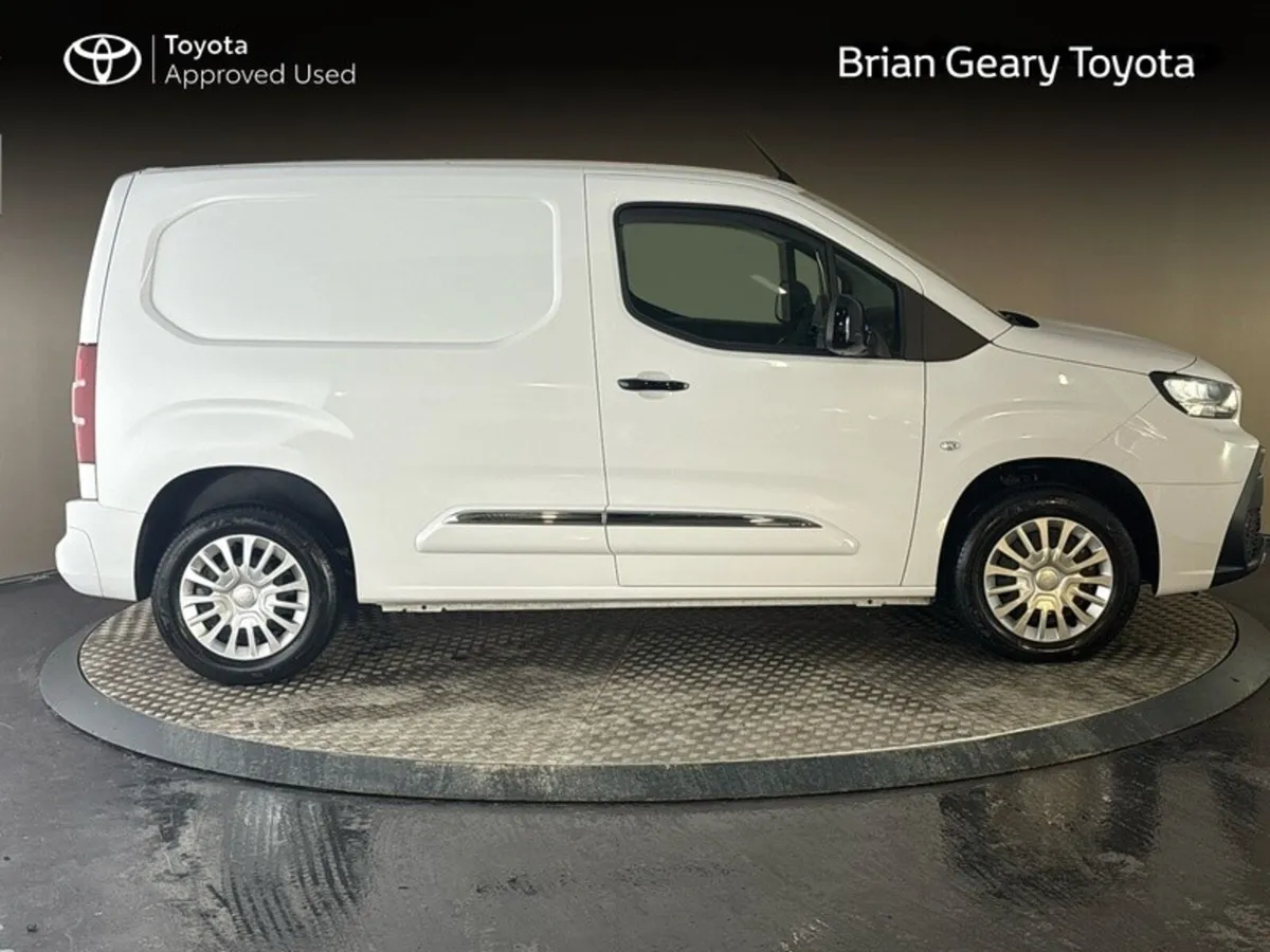Toyota Proace City GX 130HP SWB AUTO - Image 3