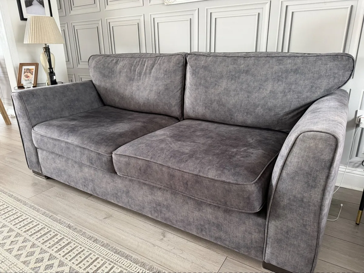 Sofa - Image 4