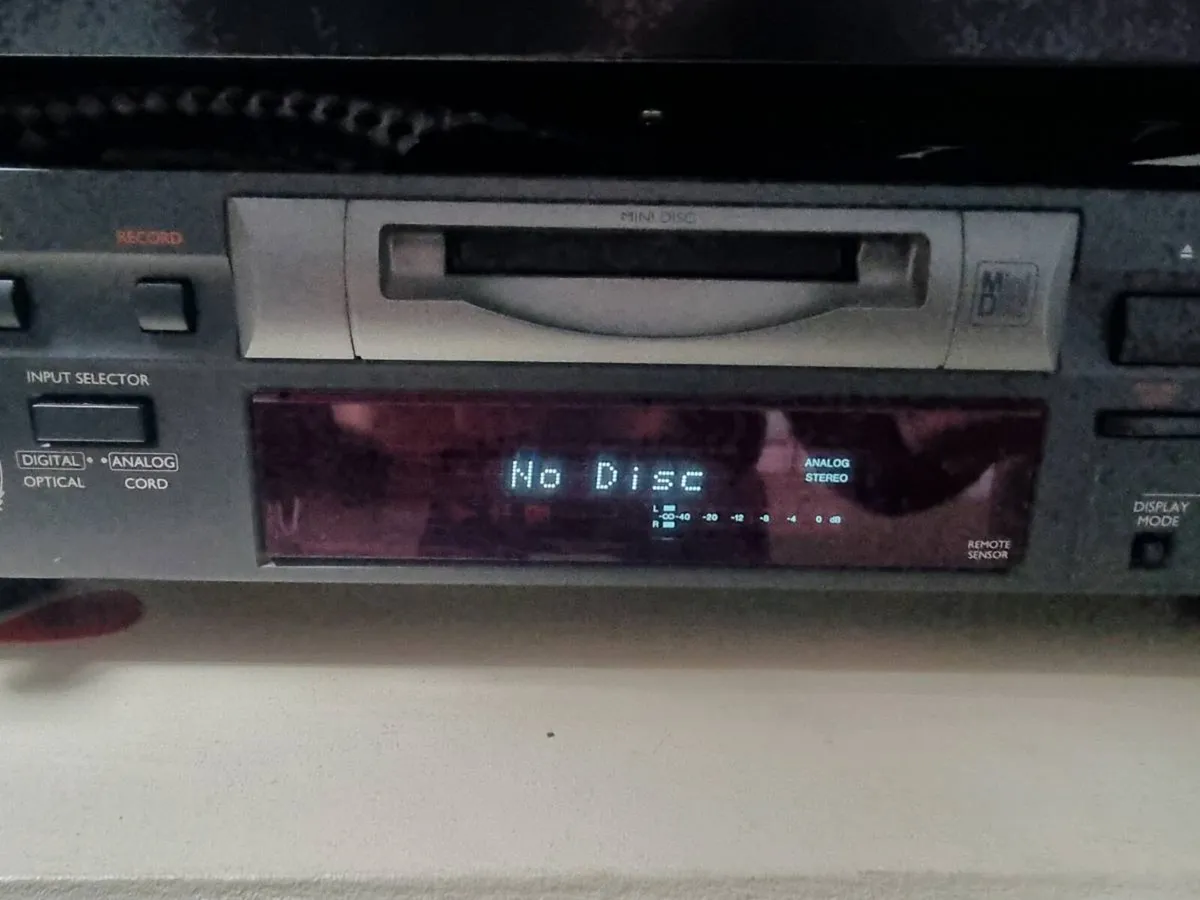 Grundig mini disc player/recorder - Image 2