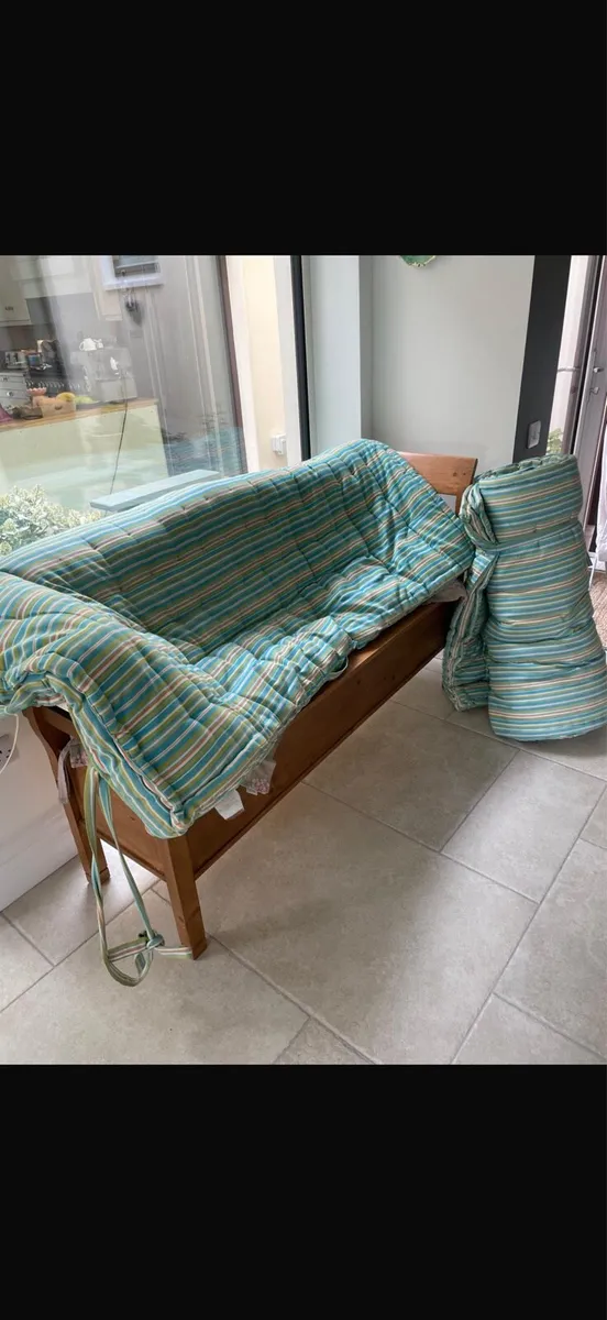 Rollout beds - Image 1