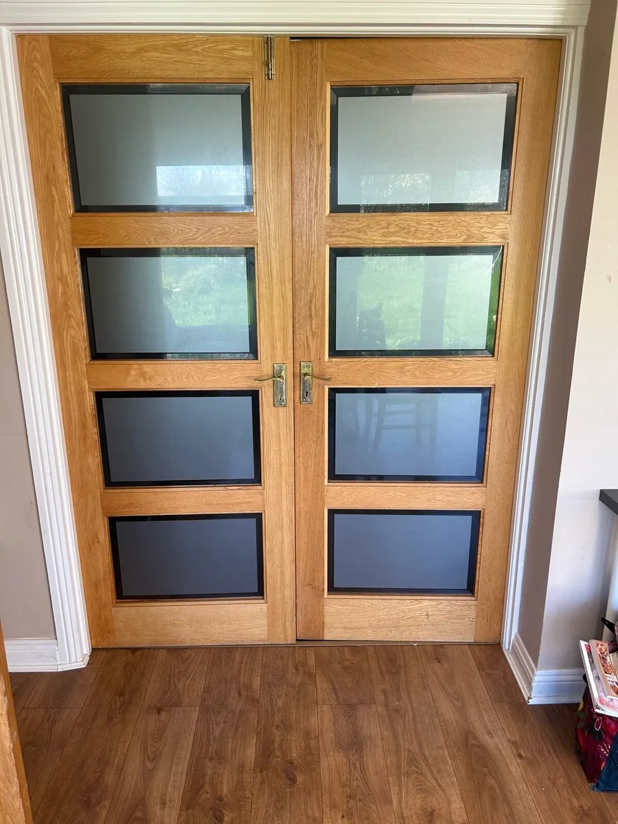 Oak internal doors - Image 1