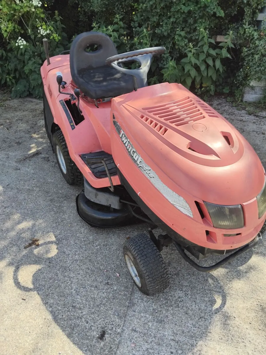 3 ried on mowers all running well priced - Image 2