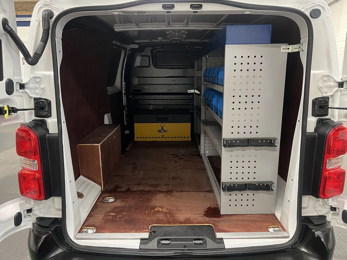 2021 Citroen Dispatch Panel Van - Image 2