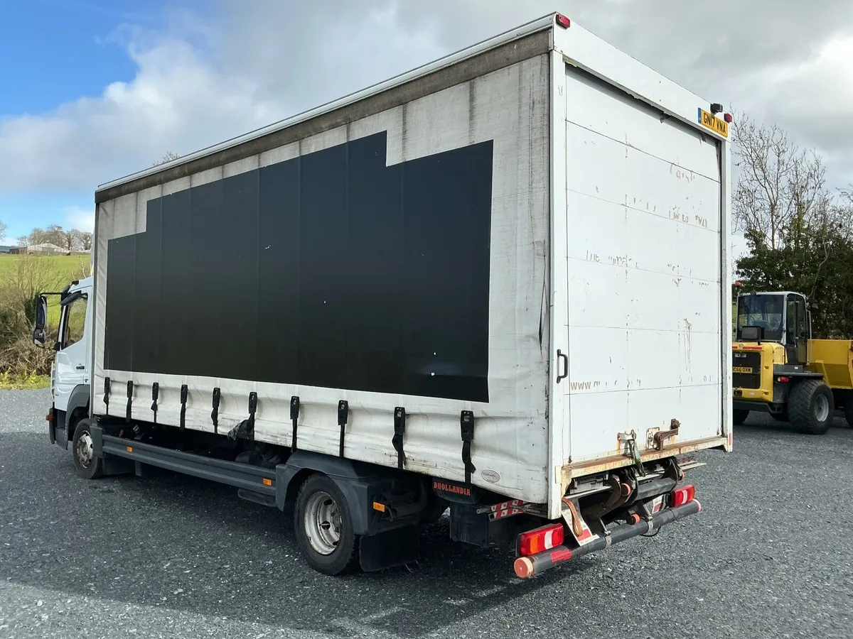 2017 Mercedes-Benz atego - Image 3