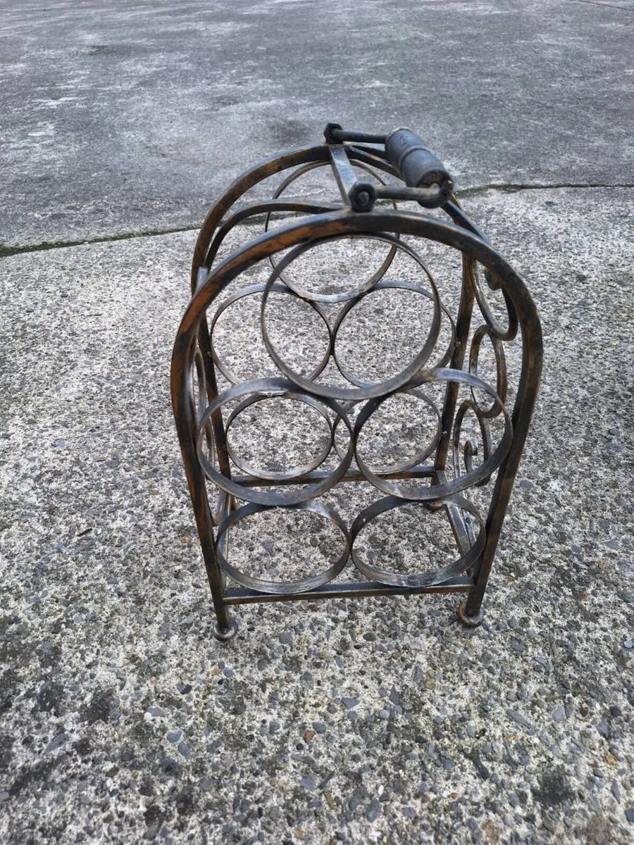 Rustic metal wine rack - Image 1