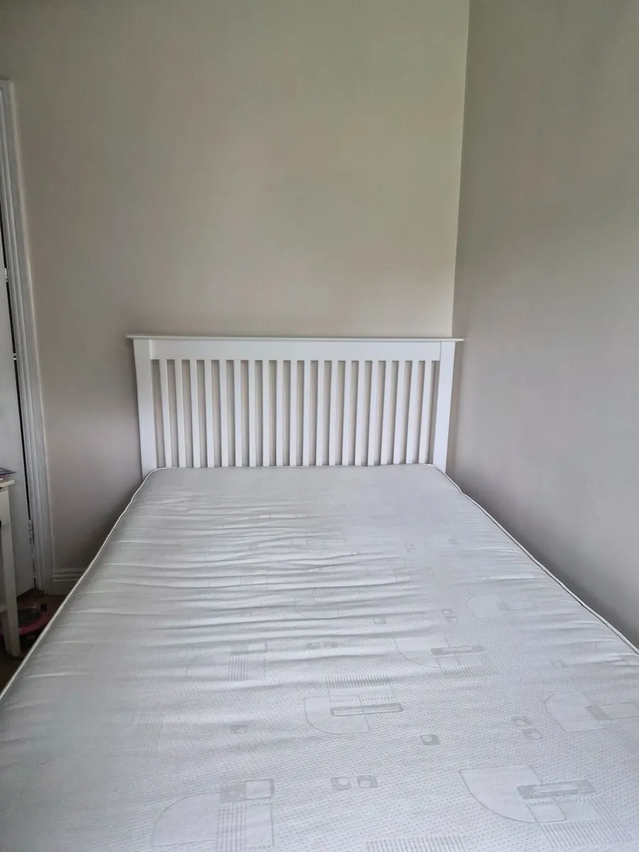 4ft bed with mattress - Image 2
