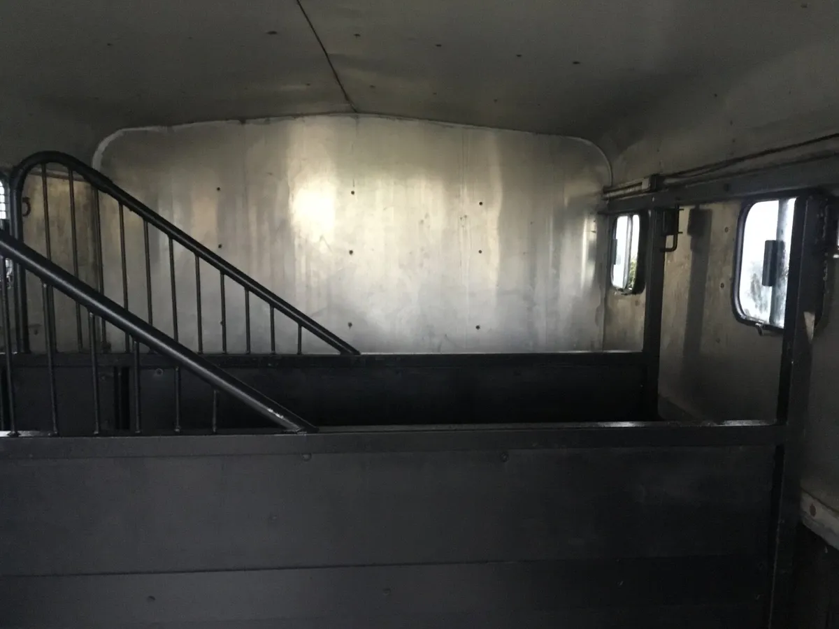 2016 Daf horse lorry - Image 3