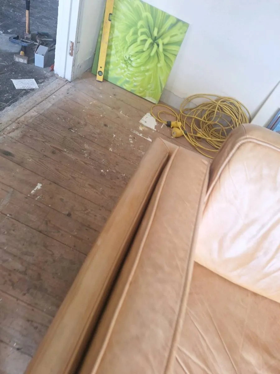 Leather chair - Image 3