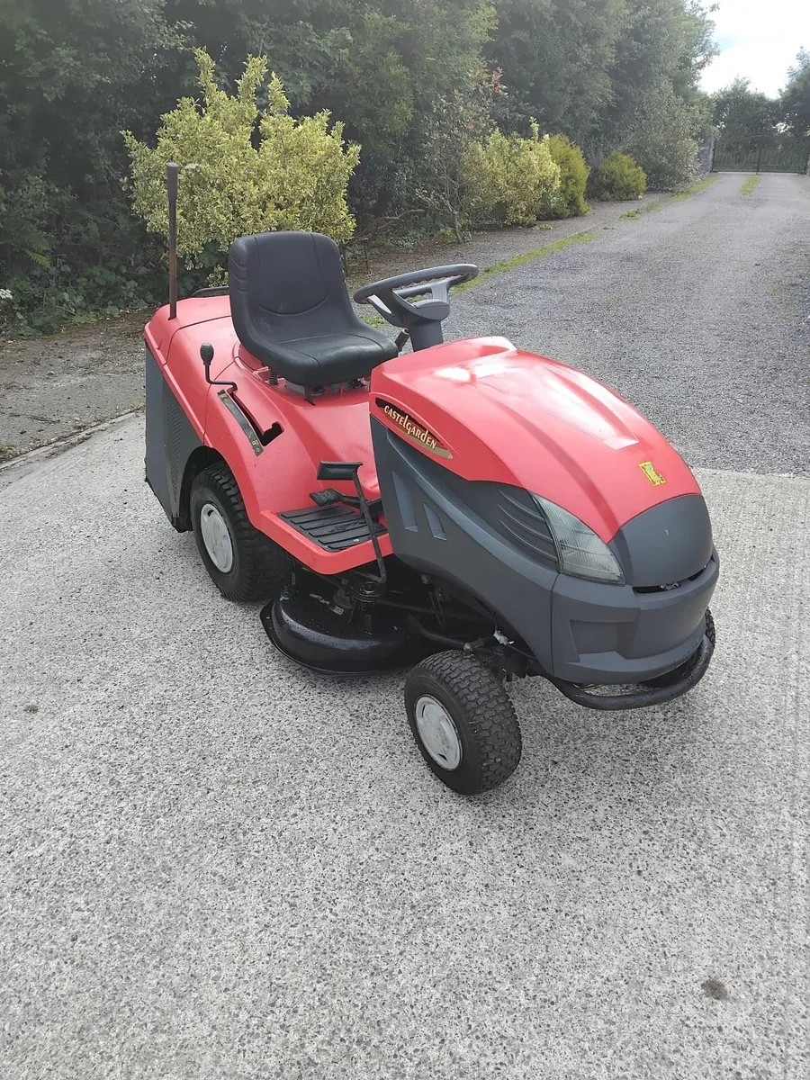 Castelgarden mower 13.5hp hydrostatic - Image 3