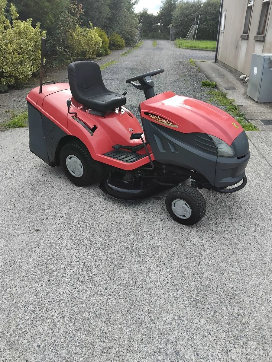 Castelgarden mower 13.5hp hydrostatic - Image 1