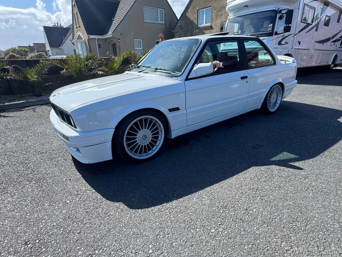 1989 BMW 325i - Image 1