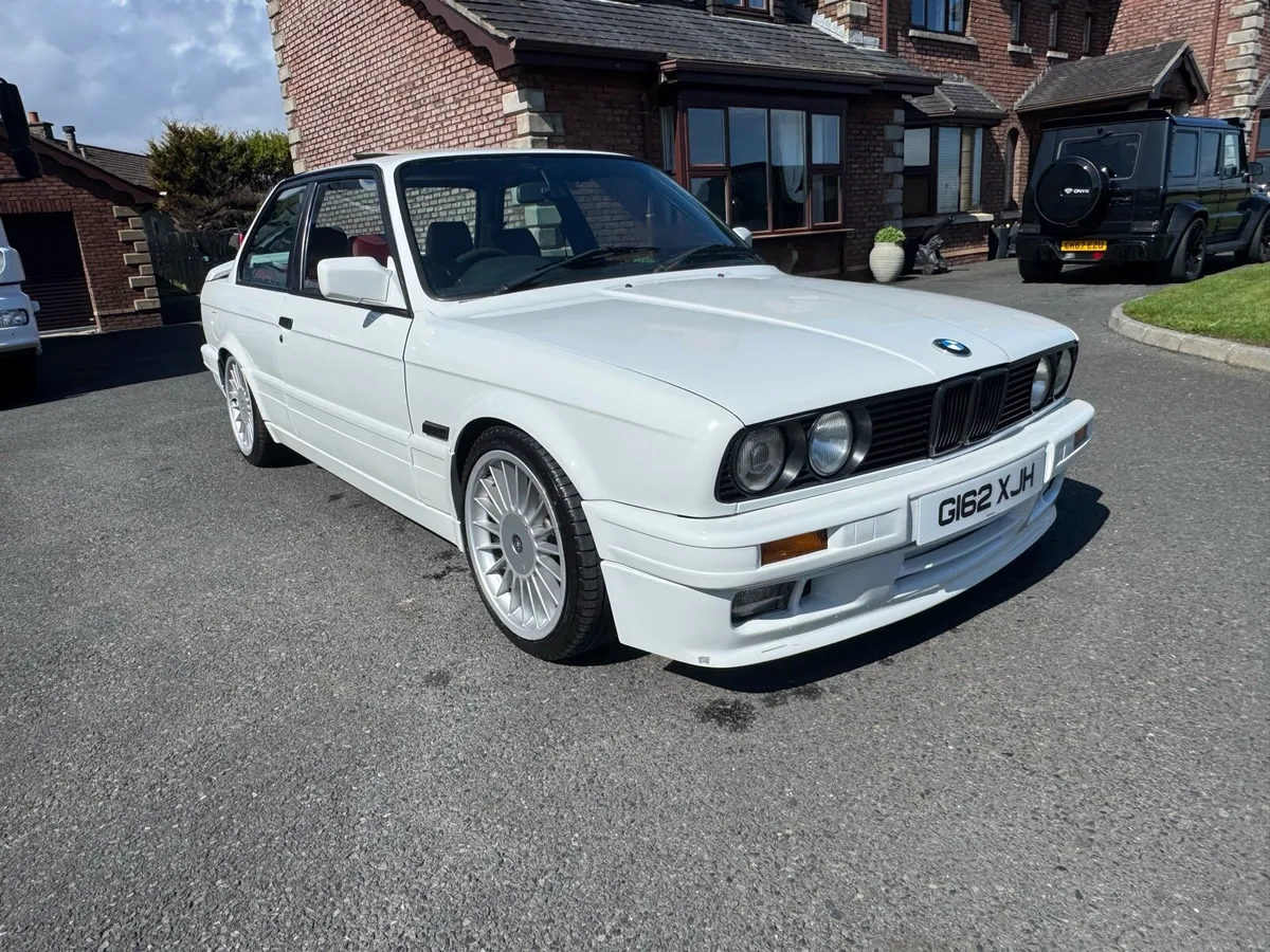 1989 BMW 325i - Image 3