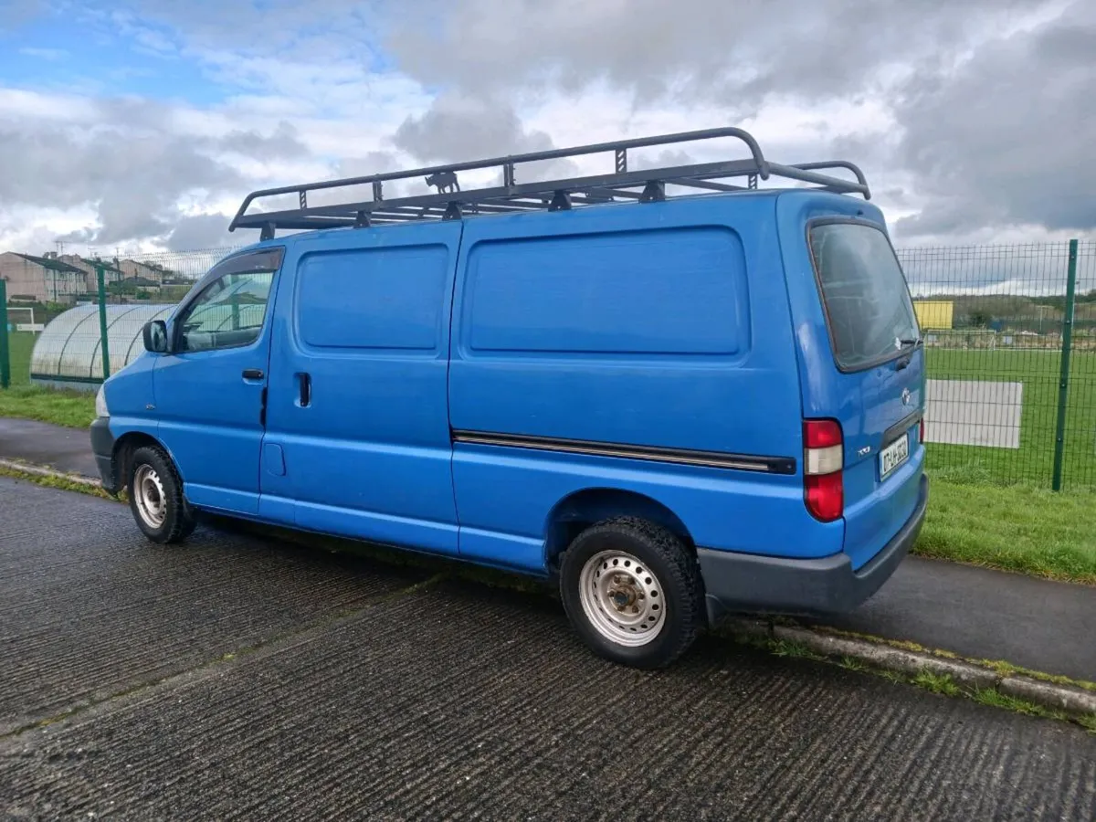 2007 toyota hiace ..tested 03/2027...5500 euro - Image 4