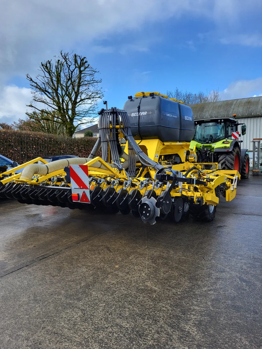 BEDNAR OMEGA 4000FL Seed Drill - Image 2