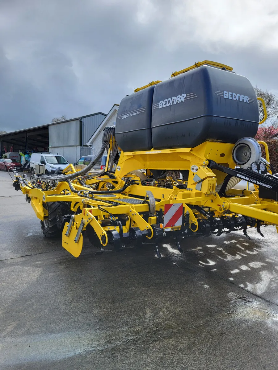 BEDNAR OMEGA 4000FL Seed Drill - Image 3