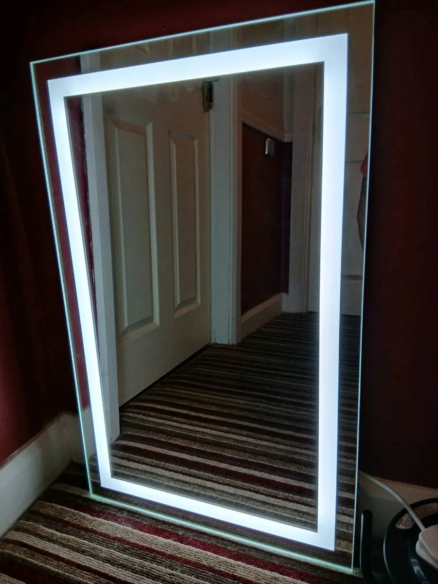 Led mirror - Image 1