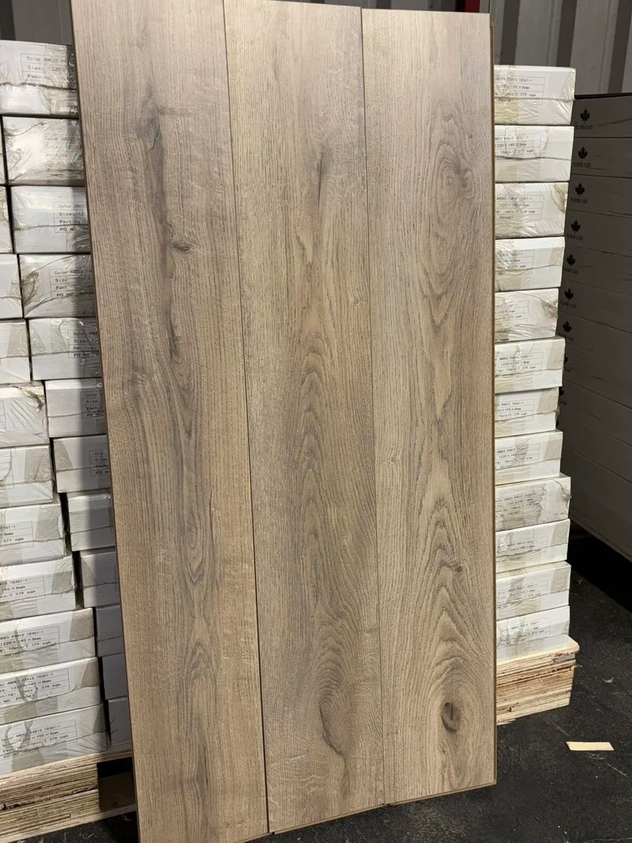 ❗️BRAND NEW 8MM FLOORING❗️ - Image 2