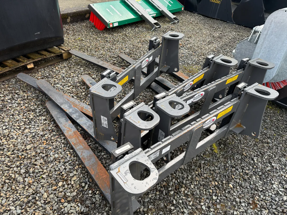 Pallet Forks & Log Grapples - Image 1