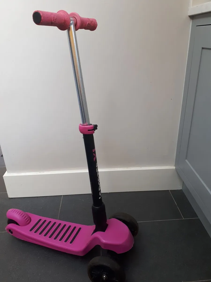 Scooter - Image 4