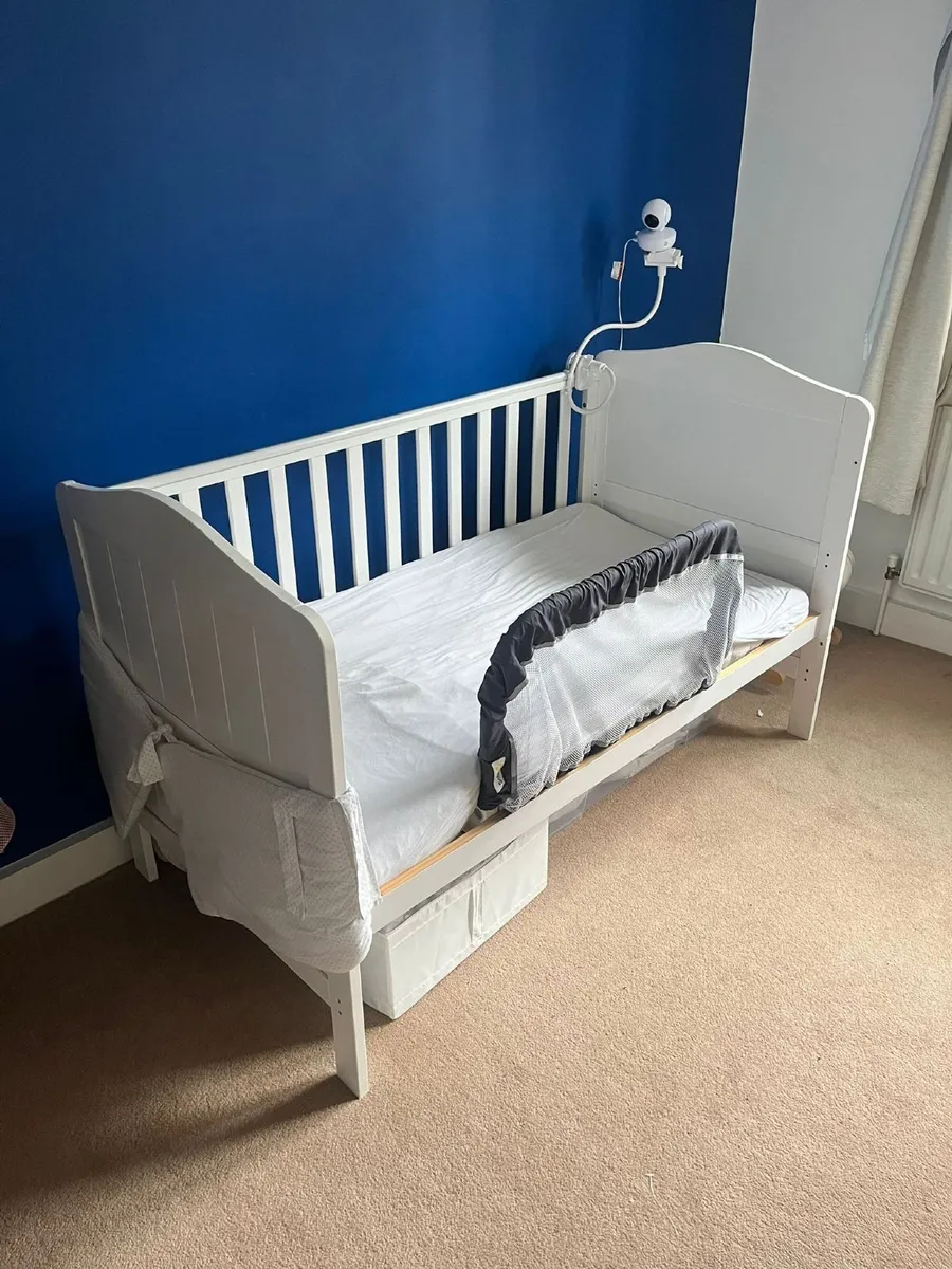 Cot bed - Image 3