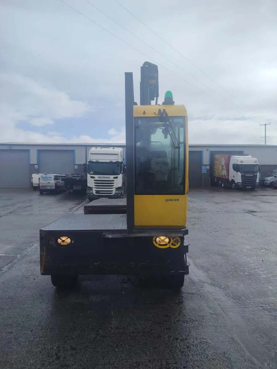 Bulmor 5 ton side loader forklift 2014 - Image 4