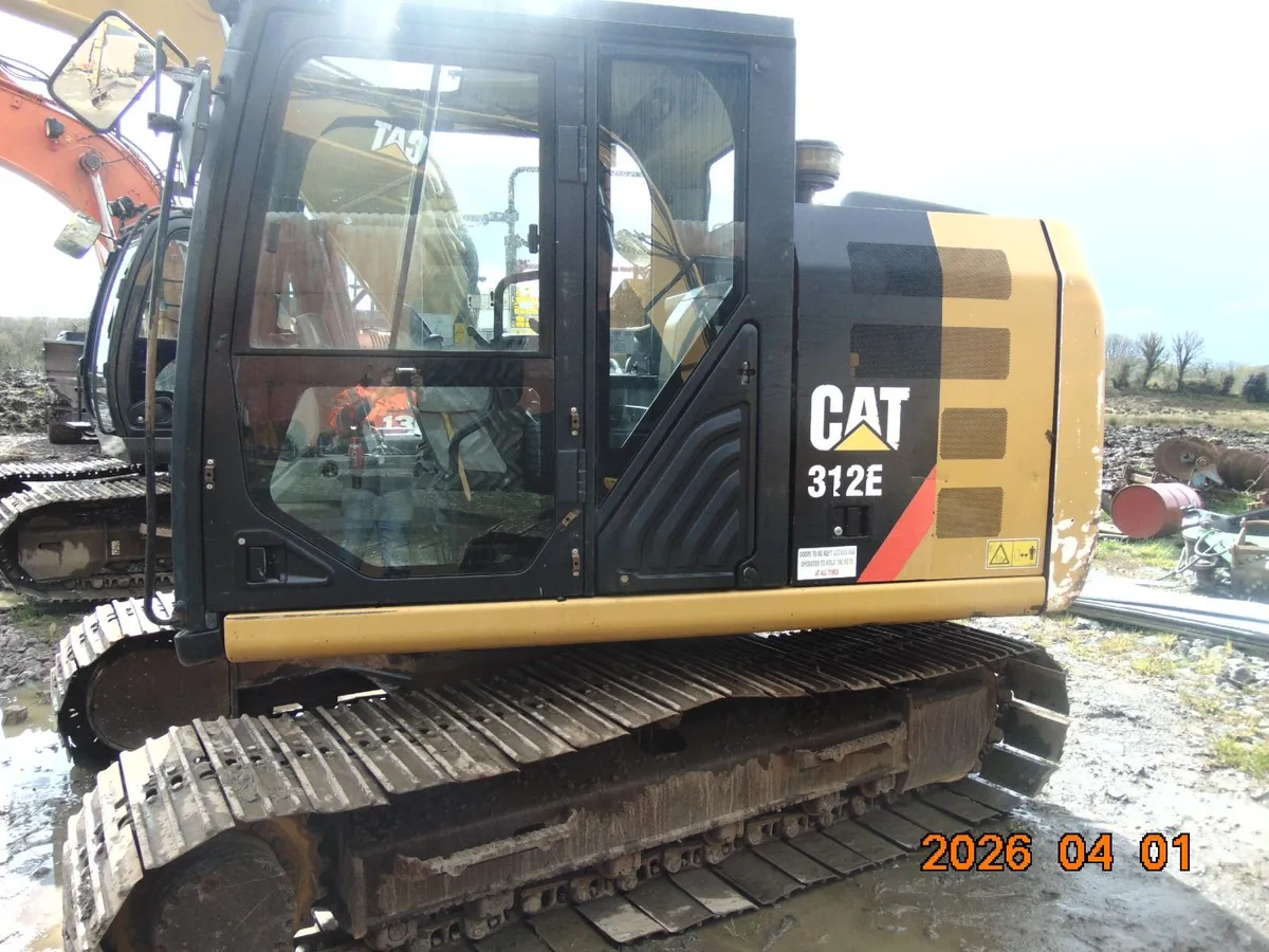 excavator - Image 1