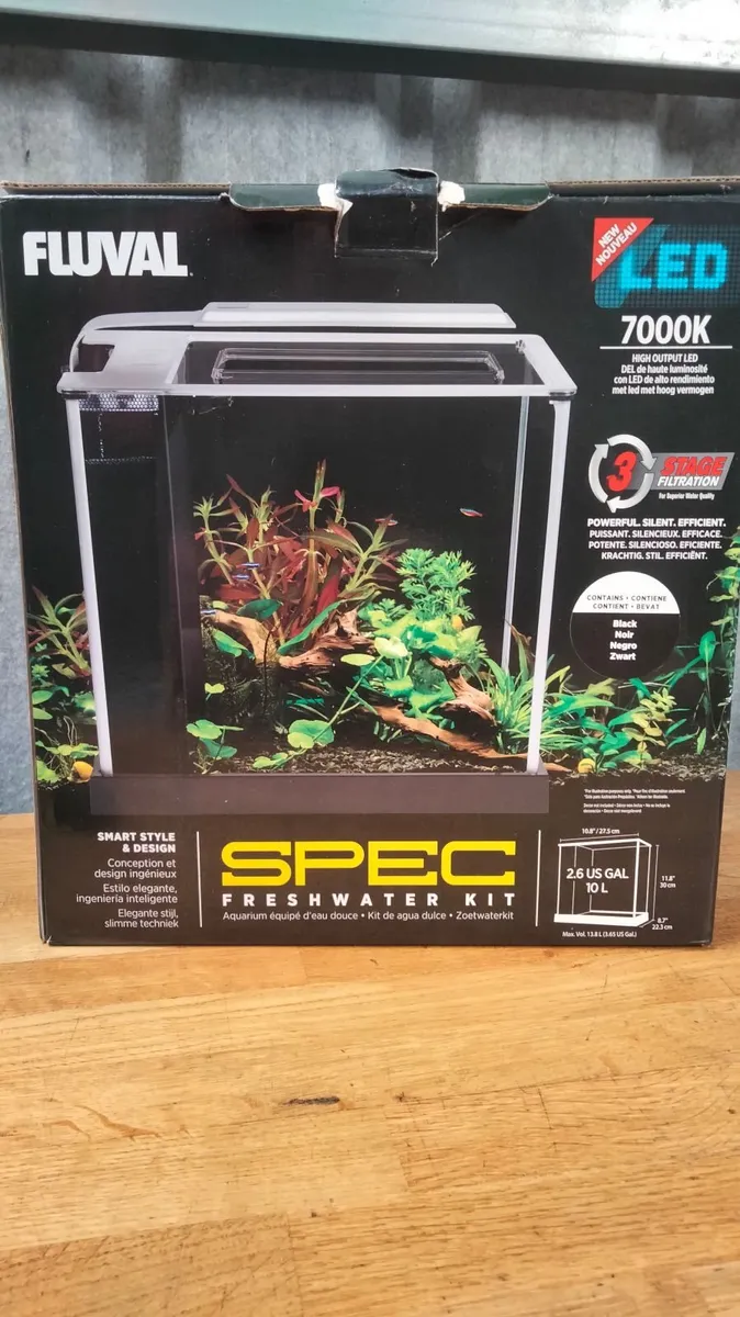 Fluval Spec 10 litre aquarium - Image 1