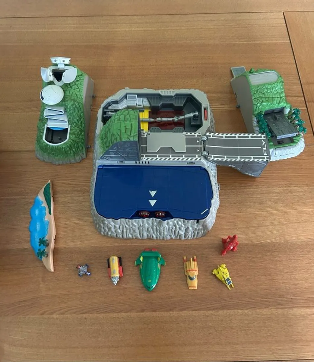 Thunderbirds DX Tracy Island 2004 - Image 4