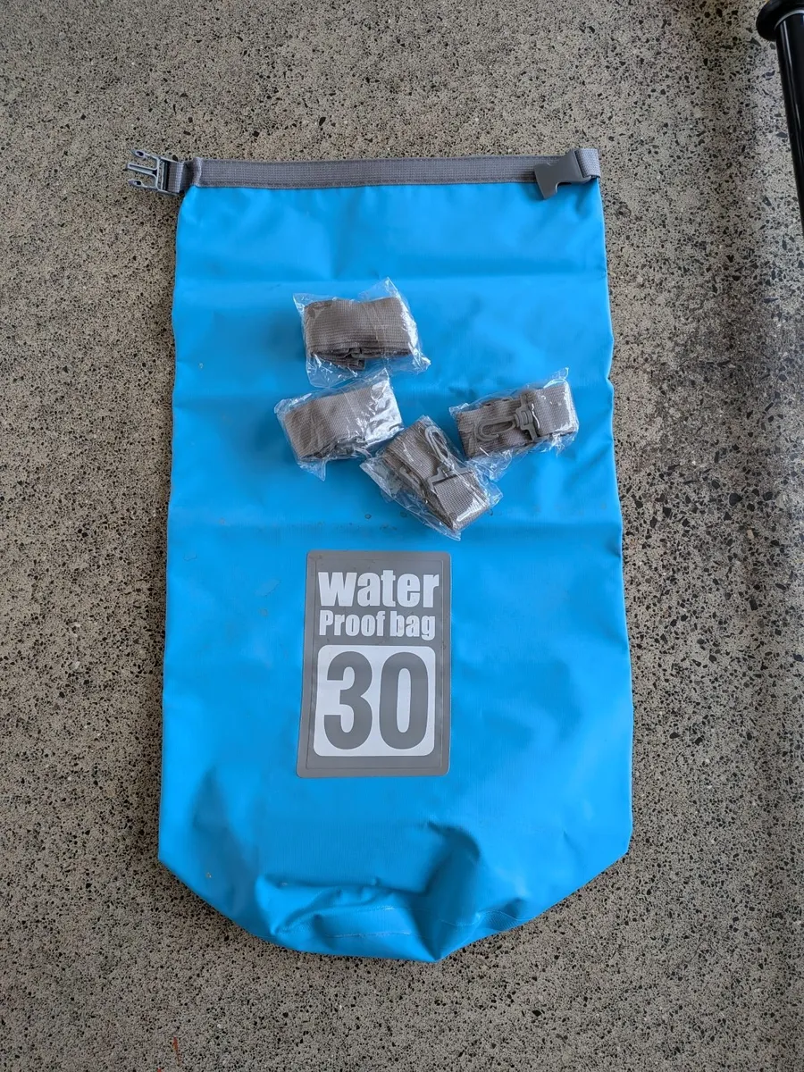 Sit-on kayak - Image 4