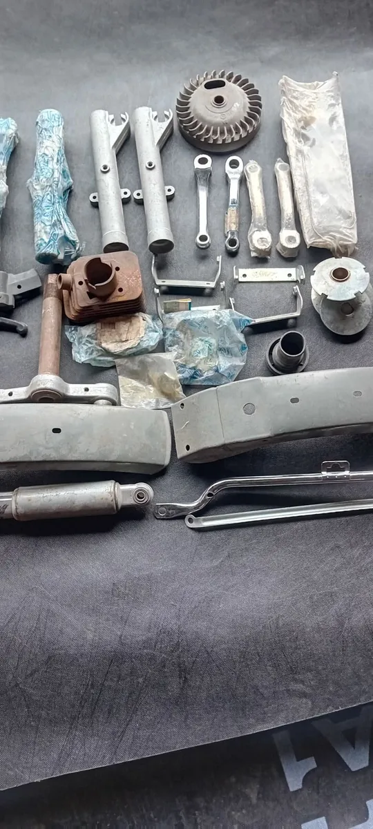 Vespa PX Spares / Frame - Image 4