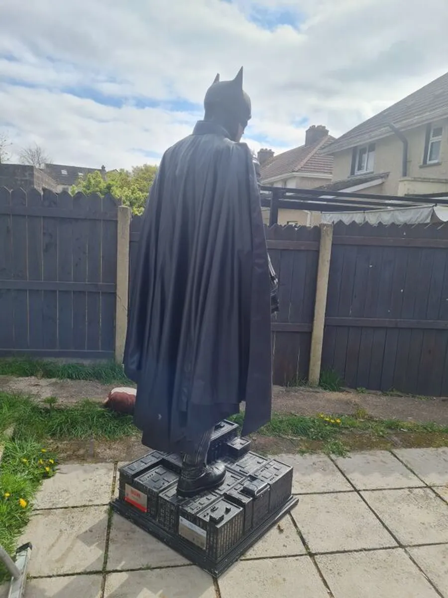 Life size statue of Robert Pattinson as Batman as seen in the 2022 hit movie - Image 4