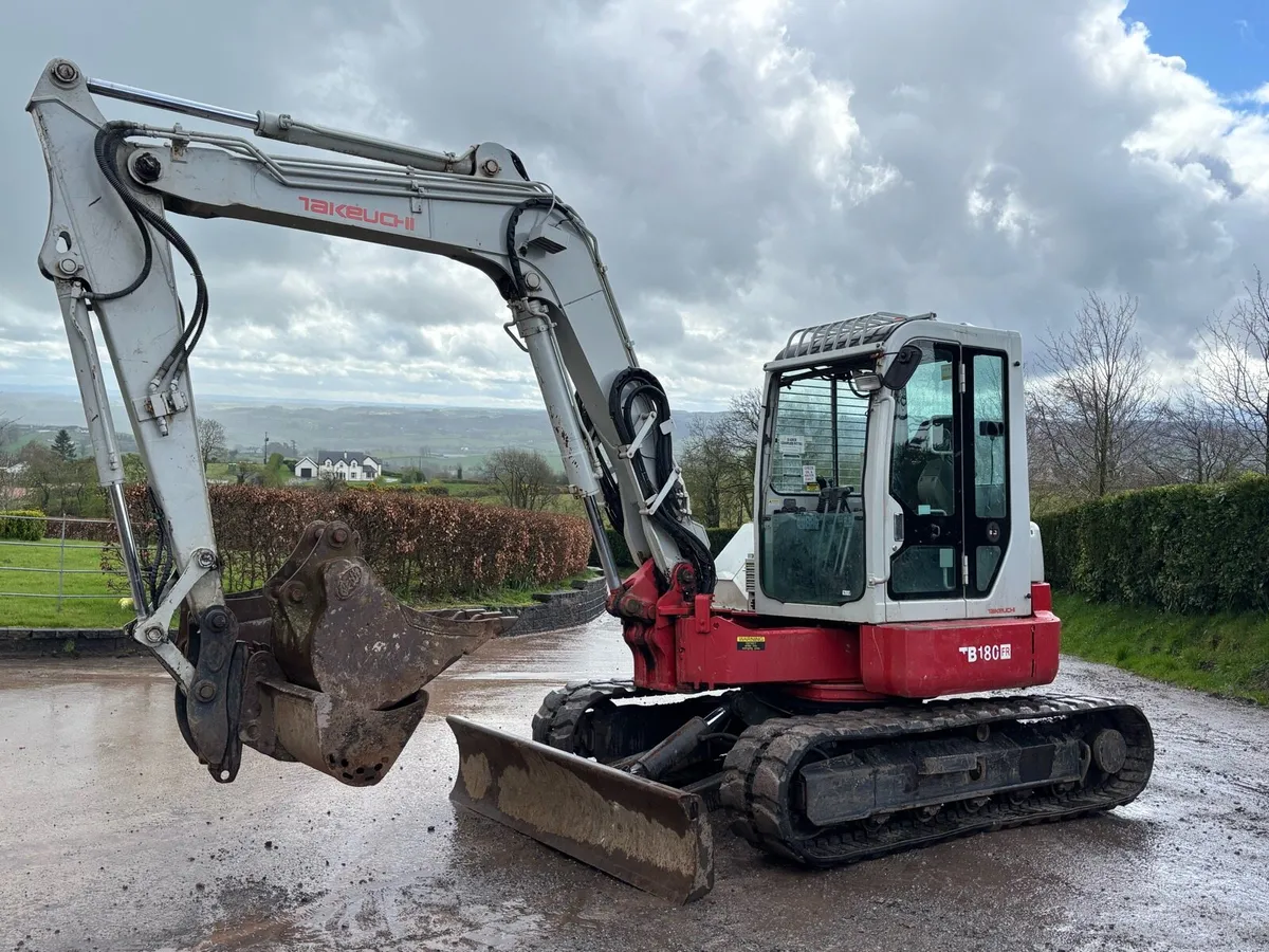 Takeuchi TB 180 FR - Image 4
