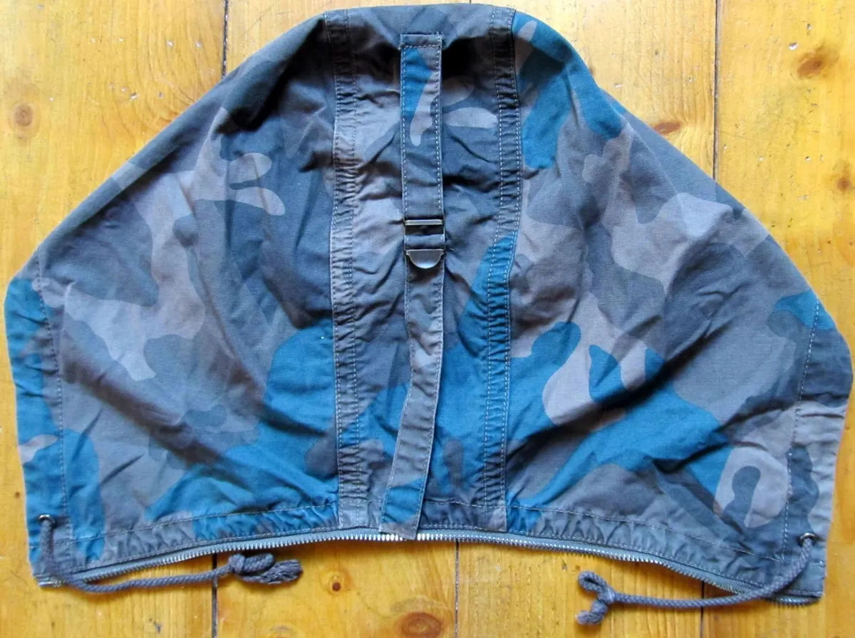 DKNY Jeans Camouflage Fishtail Parka, Size M - Image 3