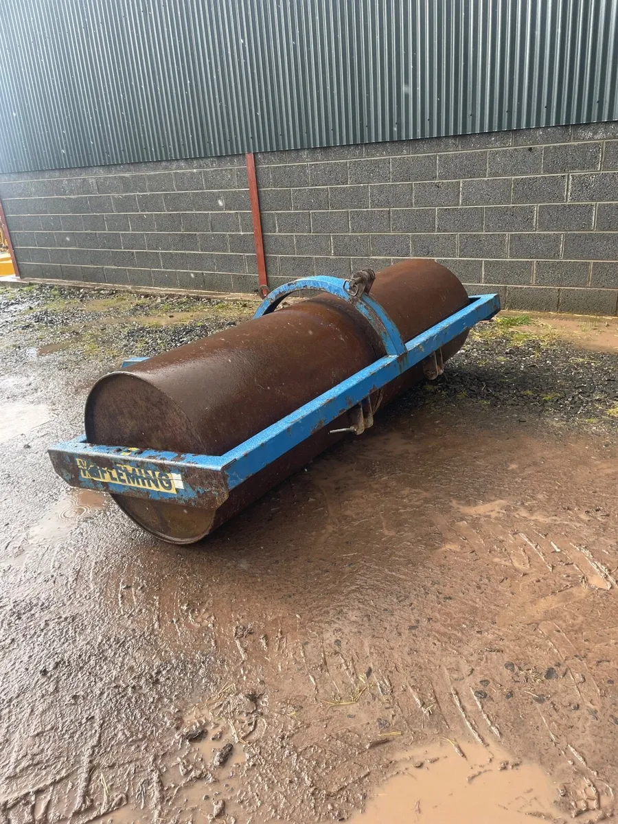 Fleming roller 8ft - Image 2