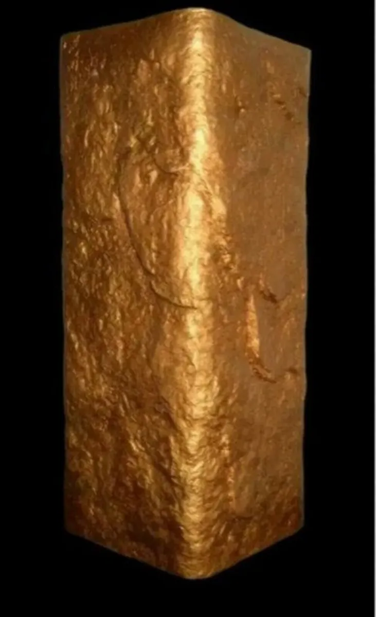 Large Vintage Harrods Vase / Ex-Display - Image 2