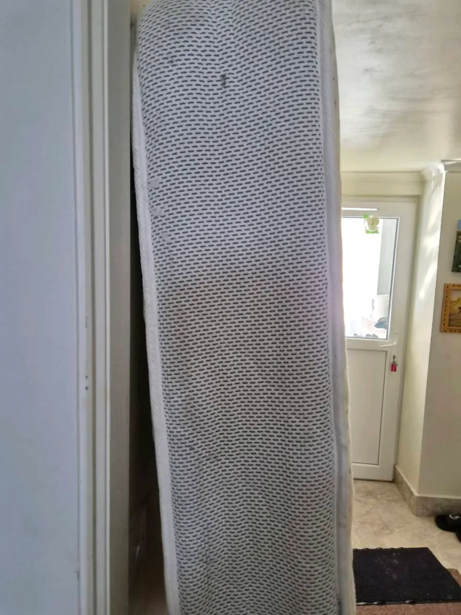Single bed mattress - Image 2