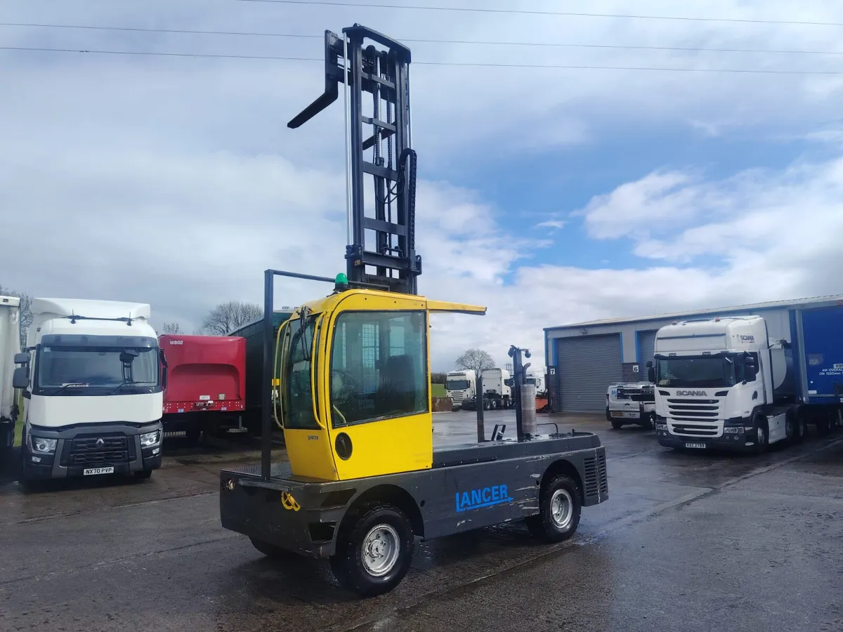 2014 Bulmor 5 ton side loader Diesel forklift - Image 1