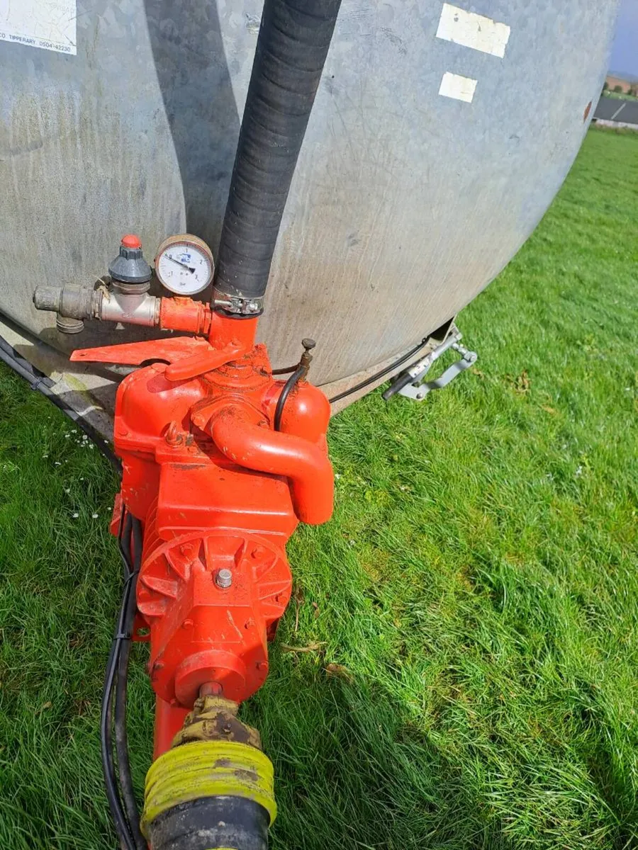 1600 Rossmore Fully Refurbished - Image 4