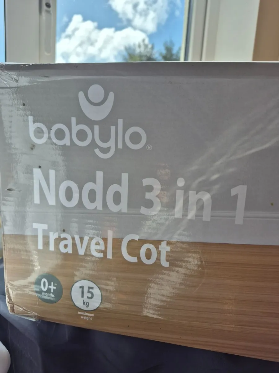 Travel cot - Image 4