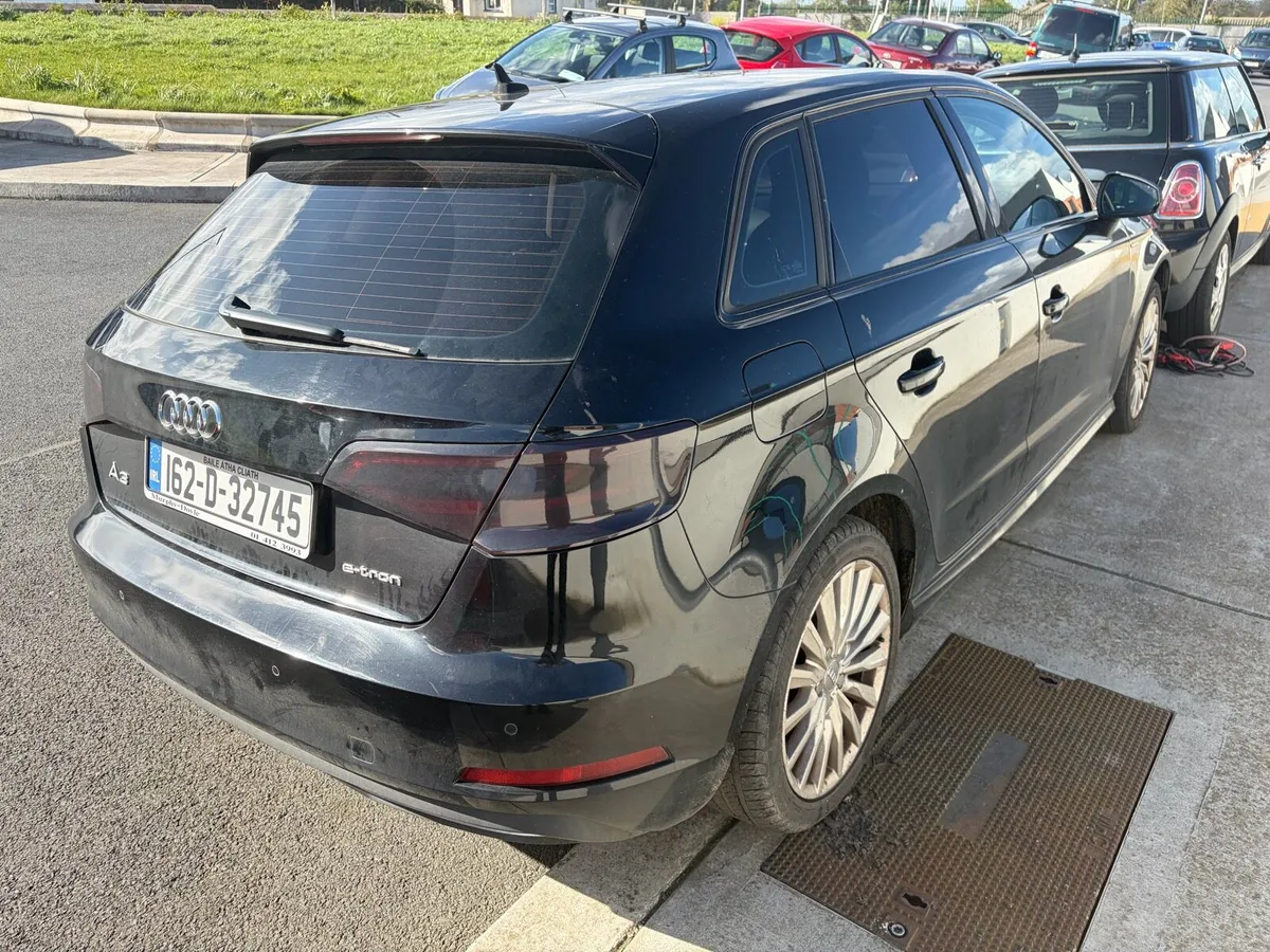 2016 Audi a3 e-tron read ad! - Image 3