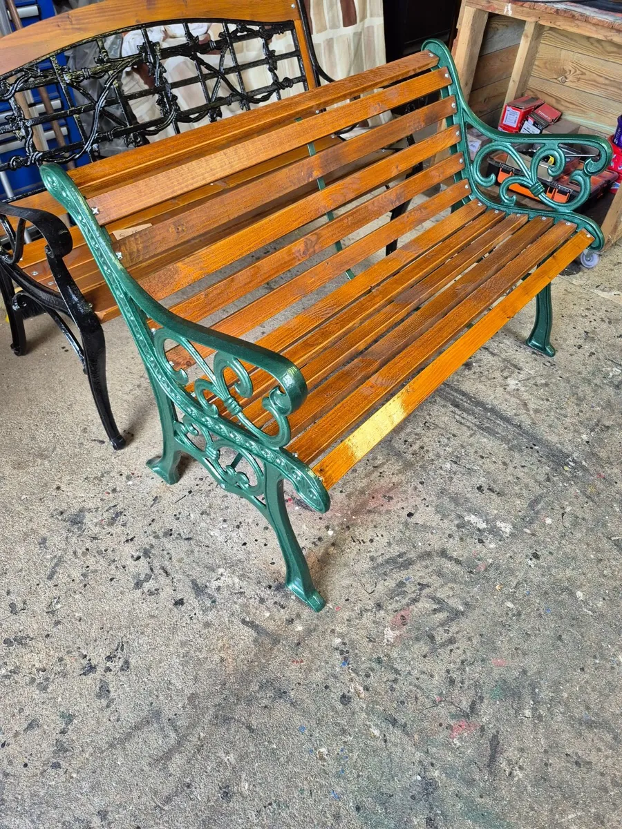 Cast iron Garden bench - Image 2