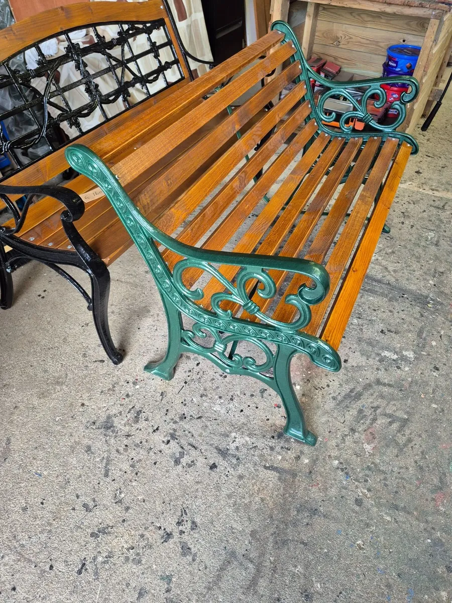 Cast iron Garden bench - Image 1