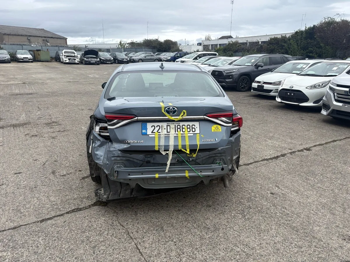 22 Corolla - Image 3