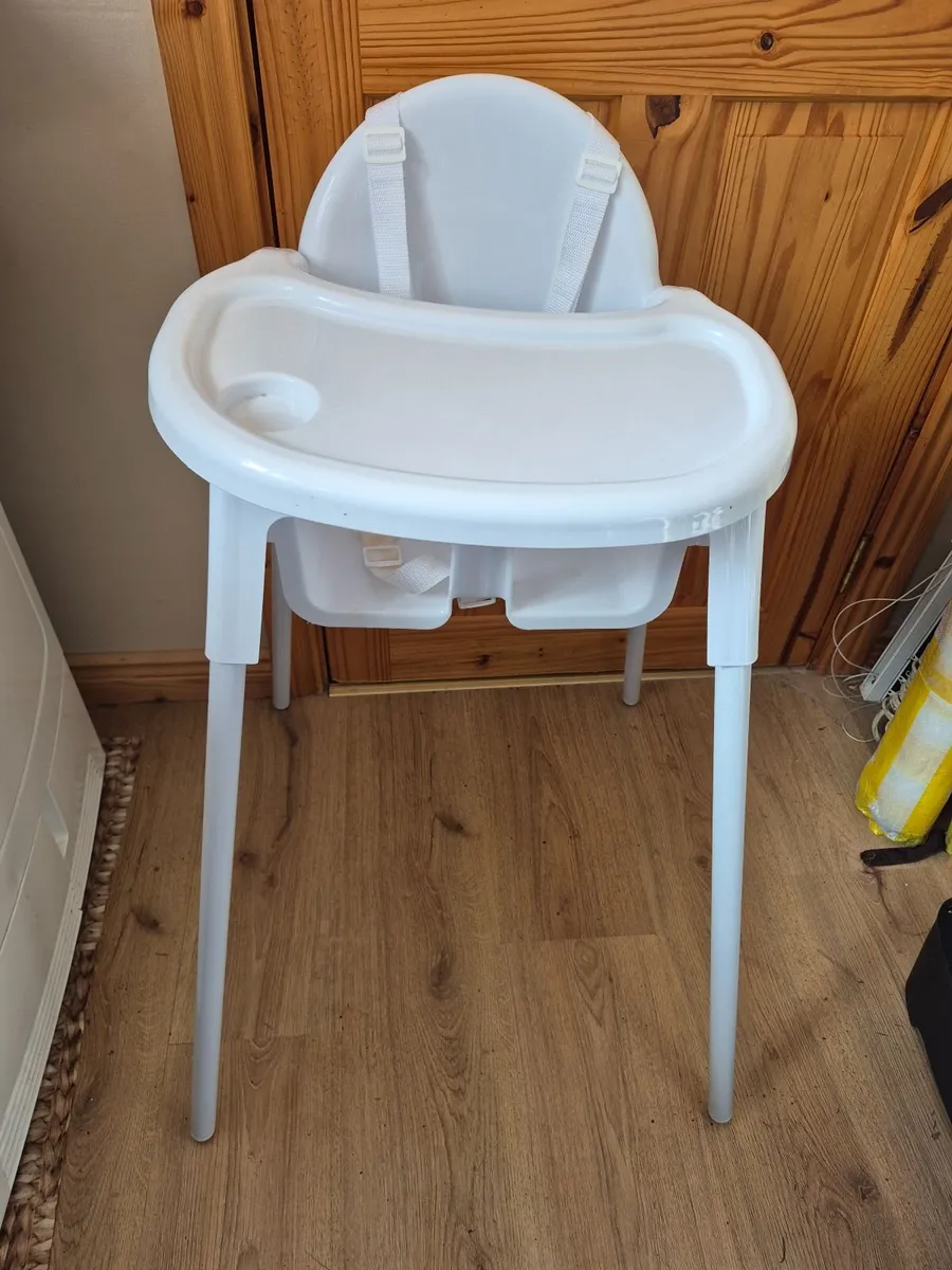 Travel high chair - Image 1