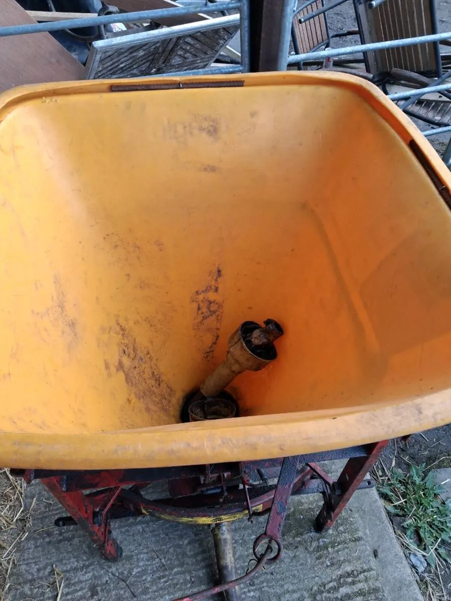 Teagle Fertiliser Shaker - Image 4