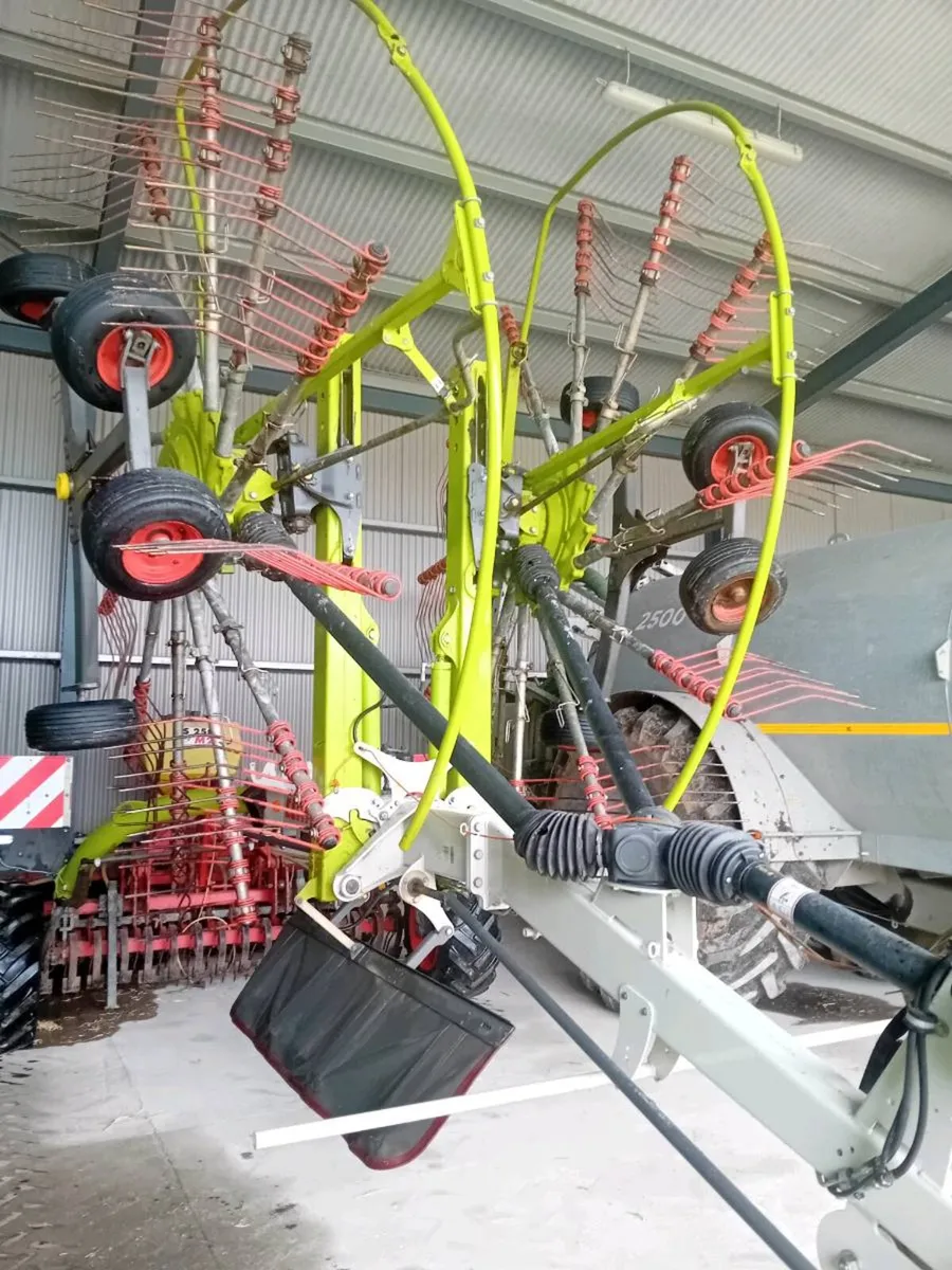 Claas 2700 - Image 2