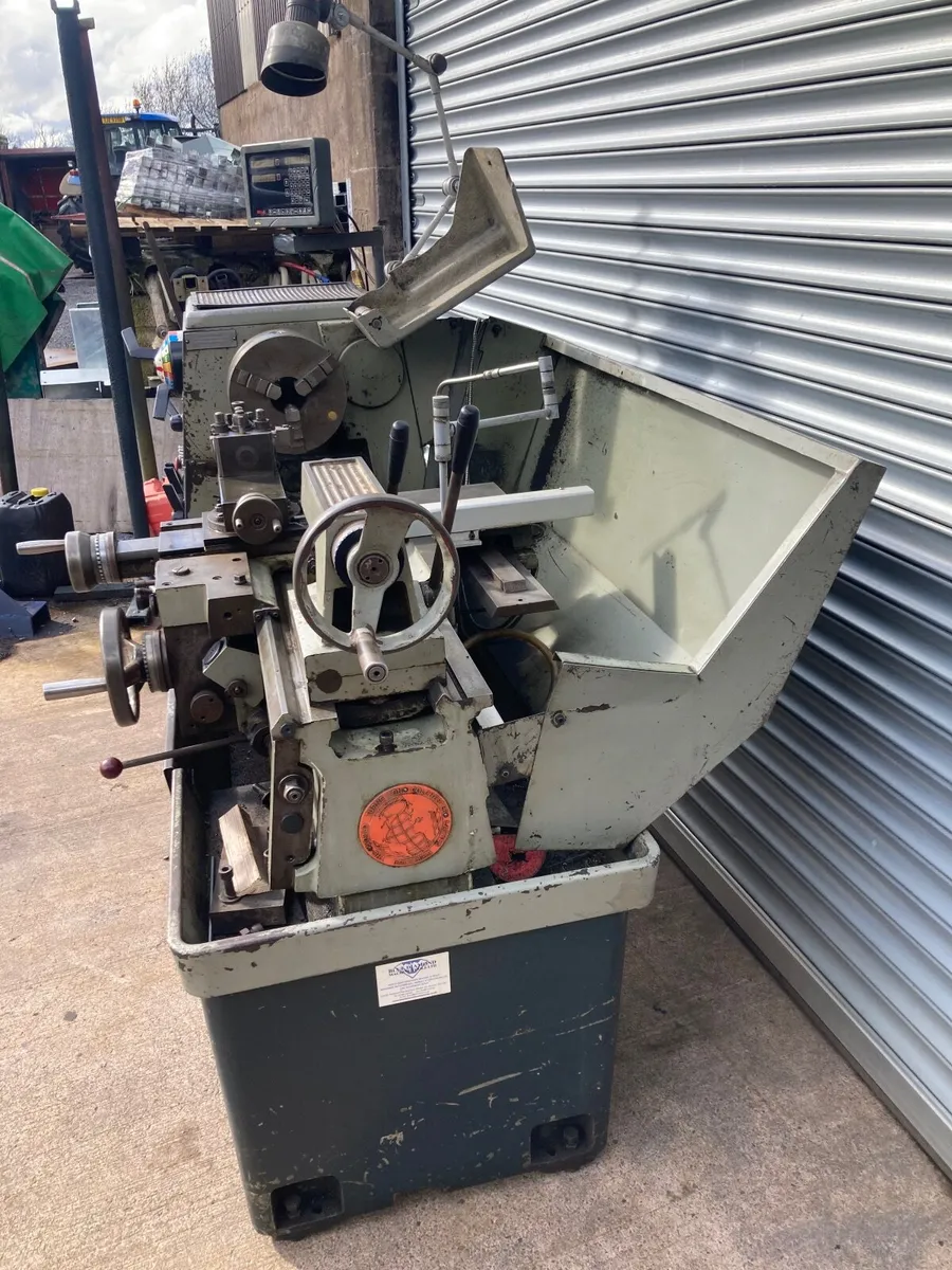 Colchester triumph 2000 lathe - Image 3
