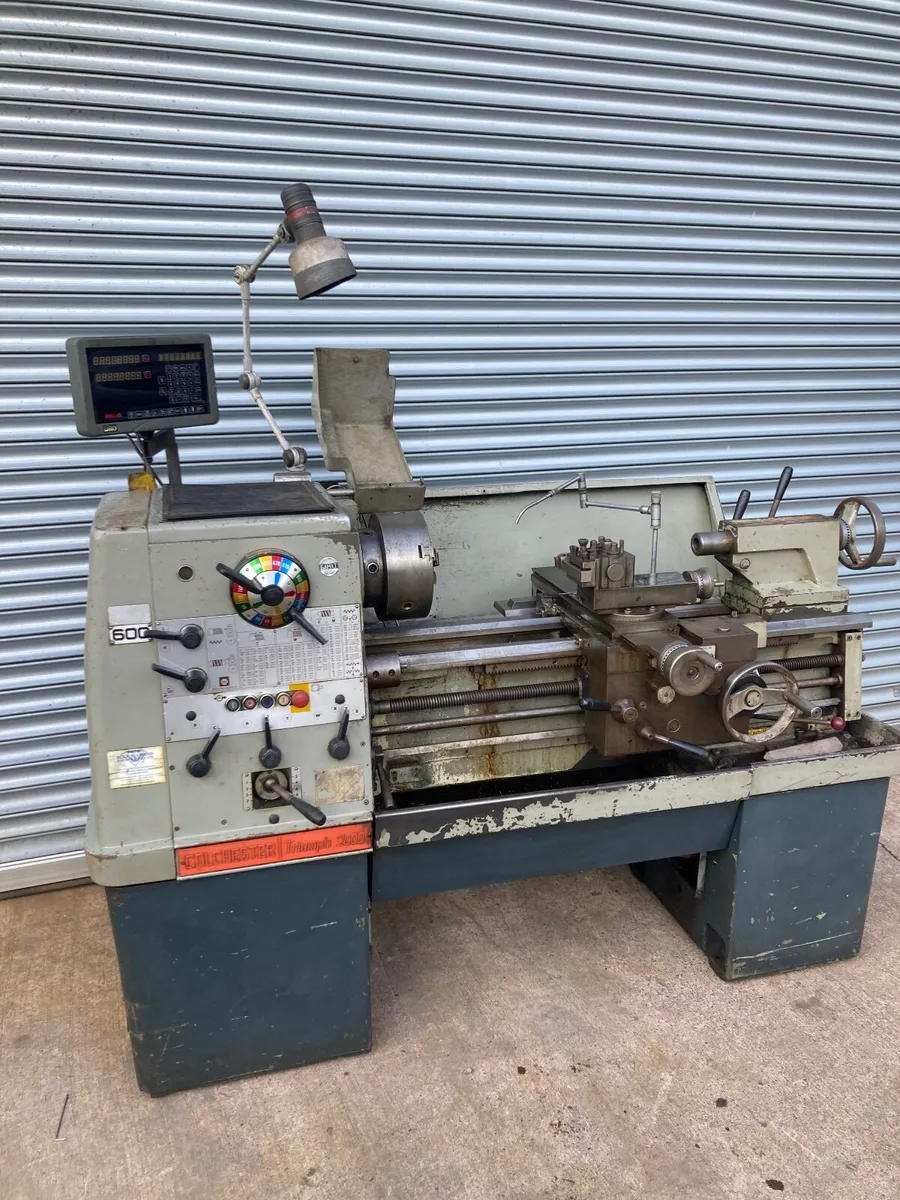 Colchester triumph 2000 lathe - Image 1