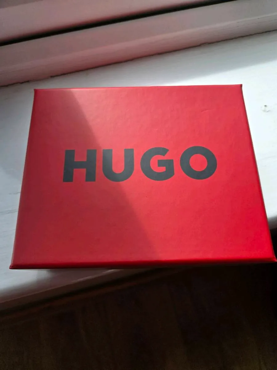 Pink Hugo wallet New - Image 2